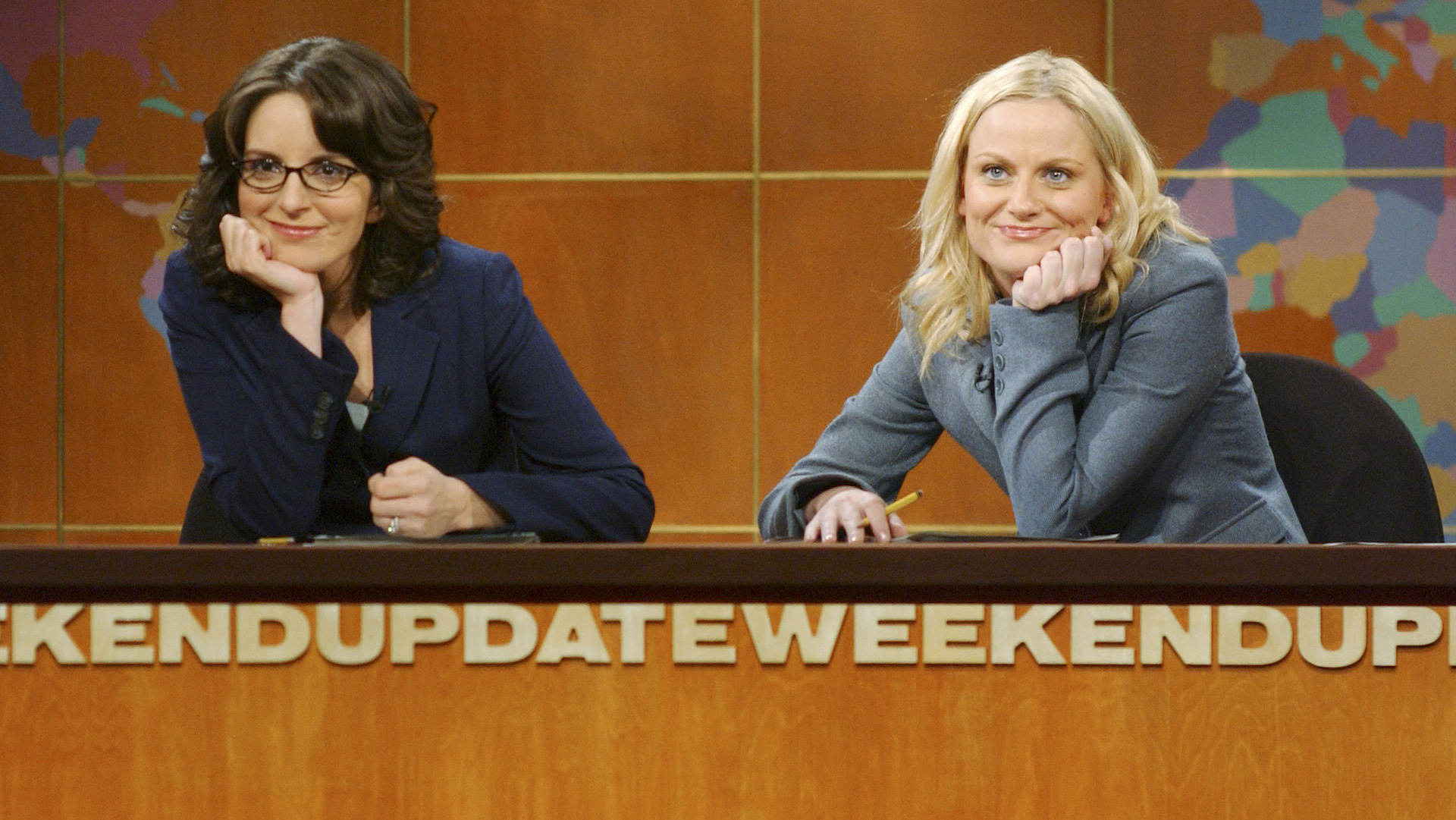 Aktorės T. Fey ir A. Poehler laidoje „Saturday Night Live“