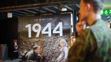 Karinio filmo „1944“ premjerai žinomų politikų ir kariškių dėmesys (18)