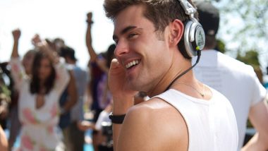 Filme „Daugiau garso ir šviesų (#WAYF)“ gražuoliukas didžėjus Zacas Efronas šokdins viliokę Emily Ratajkowski (2)