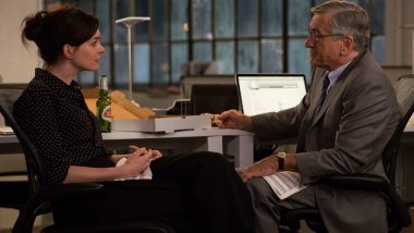 Robertas De Niro naujojoje komedijoje „Naujokas“ vaidins kolegų numylėtinį, 70-metį praktikantą (3)