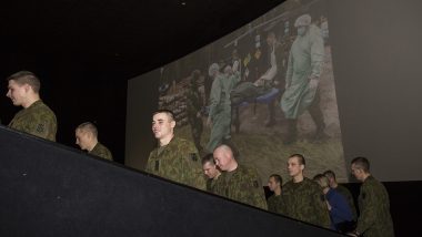 Kino teatre „Multikino“ darbavosi karo medikai (5)